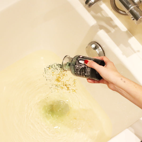 Ancient Witch Bath Spell Potion - Prosperity