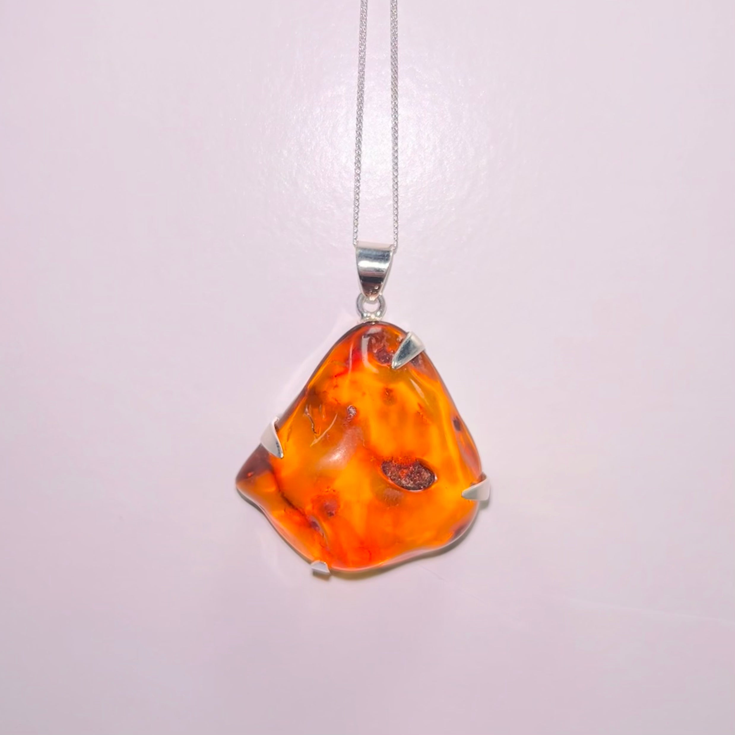 Amber Pendant & Chain
