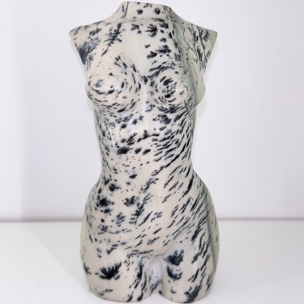 Dendritic Agate Female Bodyform