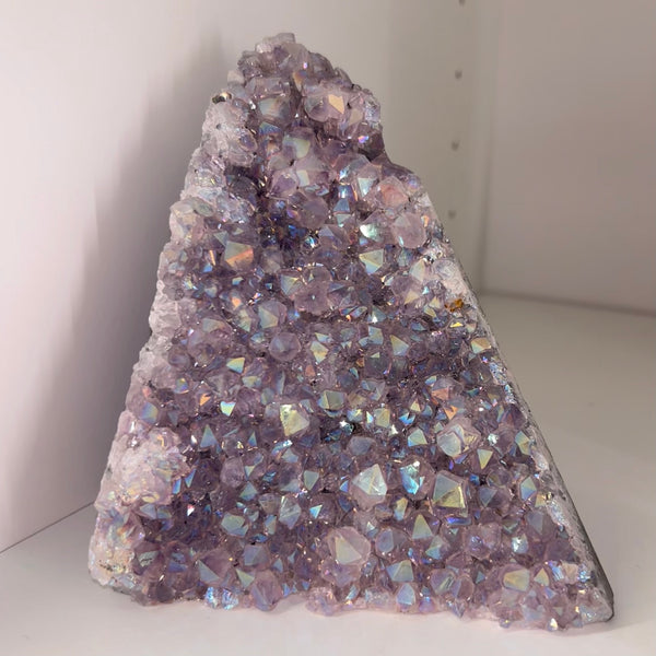Aura Amethyst Upright Druze