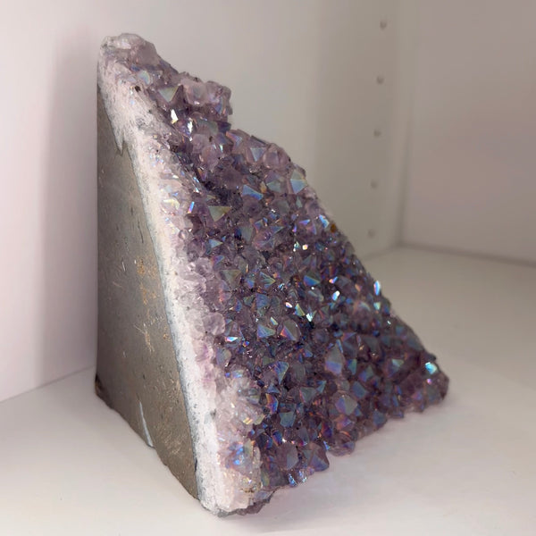Aura Amethyst Upright Druze