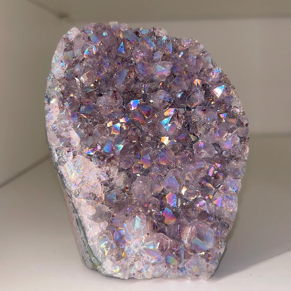 Aura Amethyst Upright