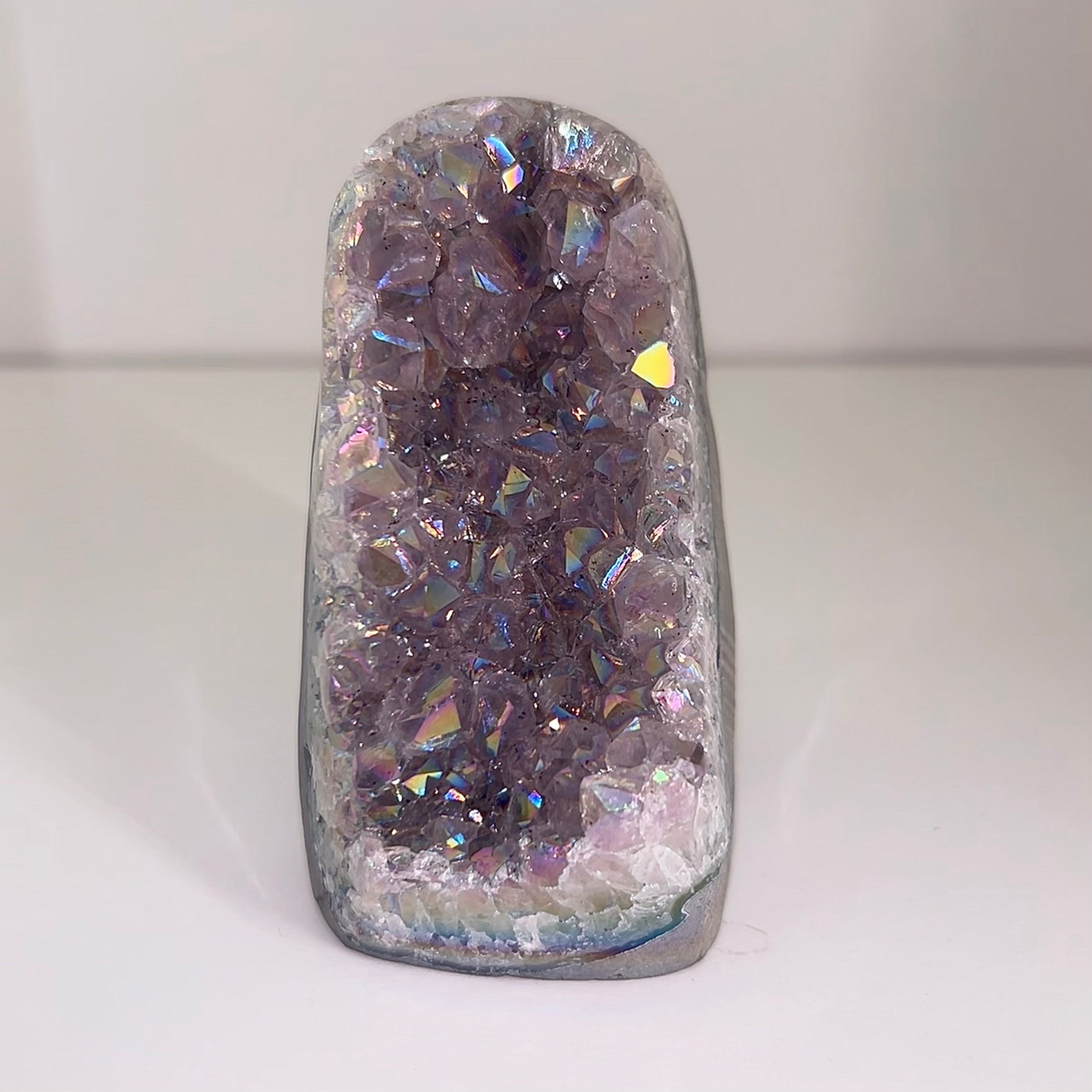 Aura Amethyst Upright