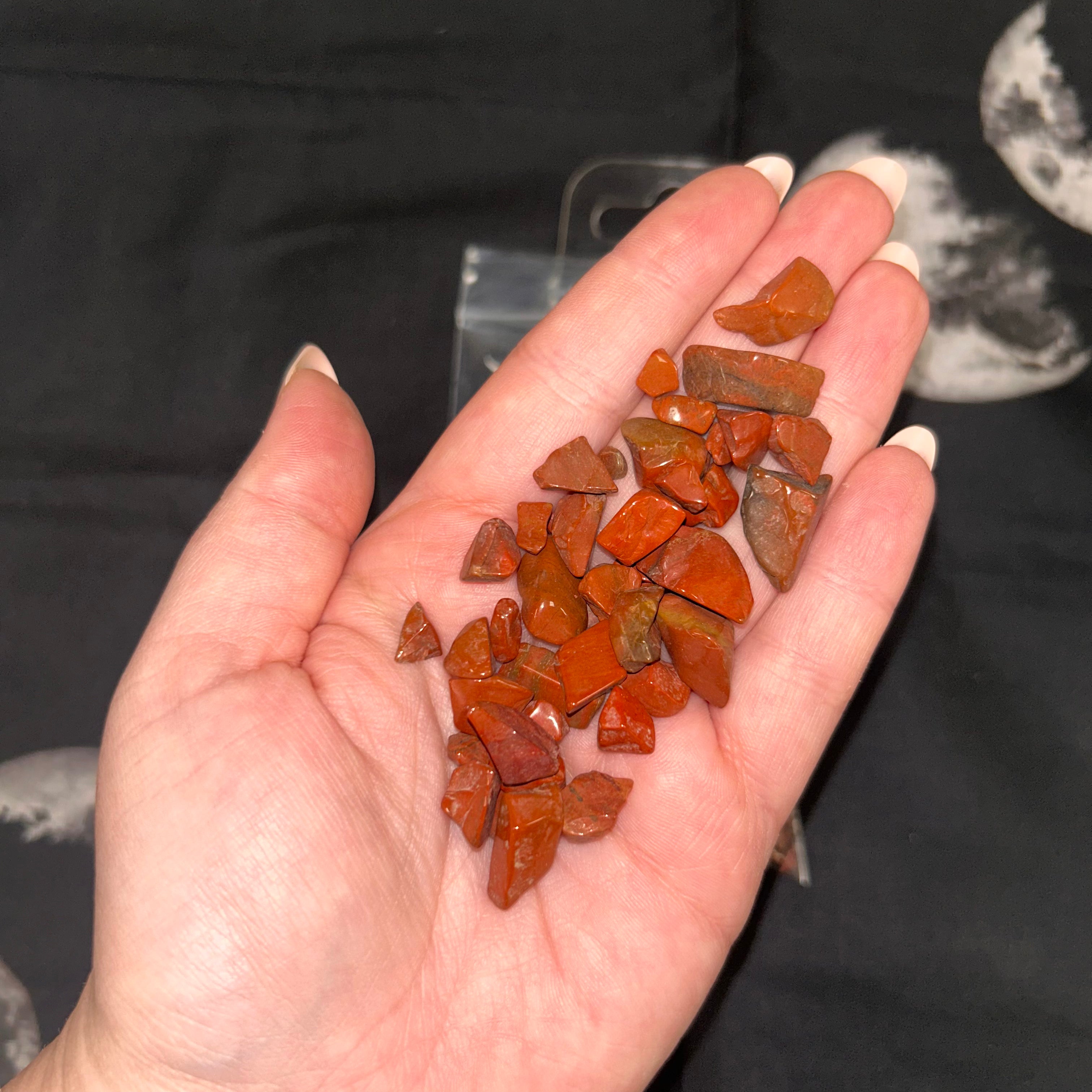Red Jasper Chips (approx 100g)