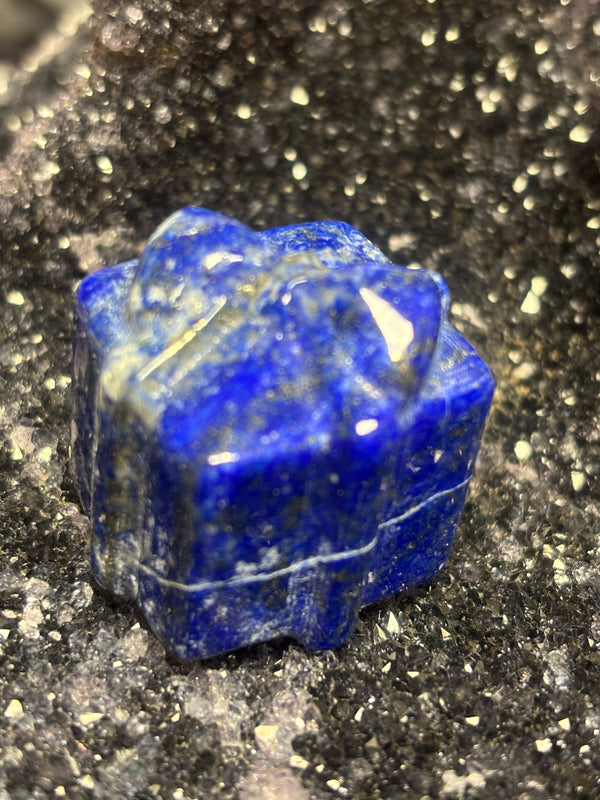 Lapis Lazuli Present