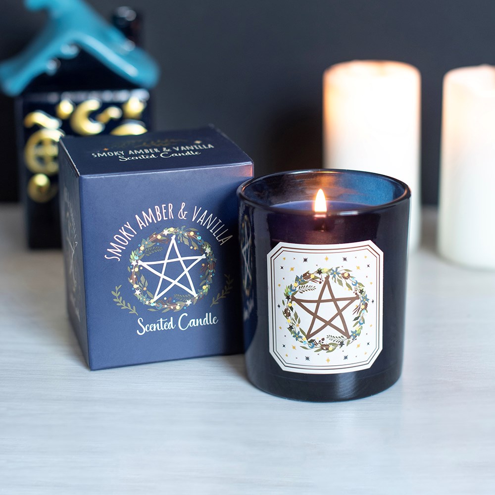 Solstice Wreath Smoky Amber & Vanilla Scented Glas