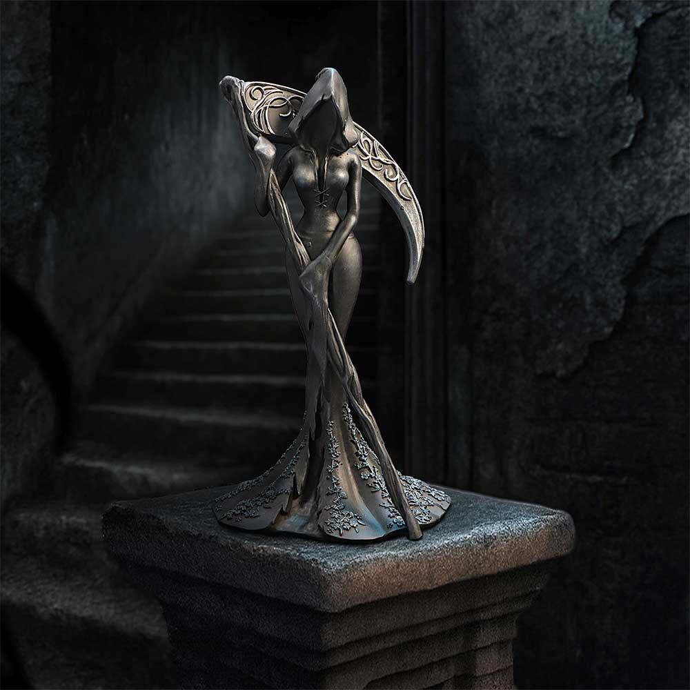 Femme Fatale - Reaper