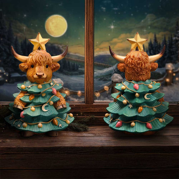 Winter Highland Cow Tree