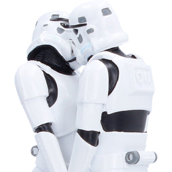 Stormtrooper First Kiss